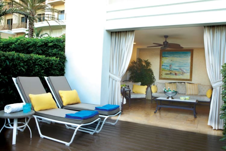 Sandpearl-Poolside-Cabana