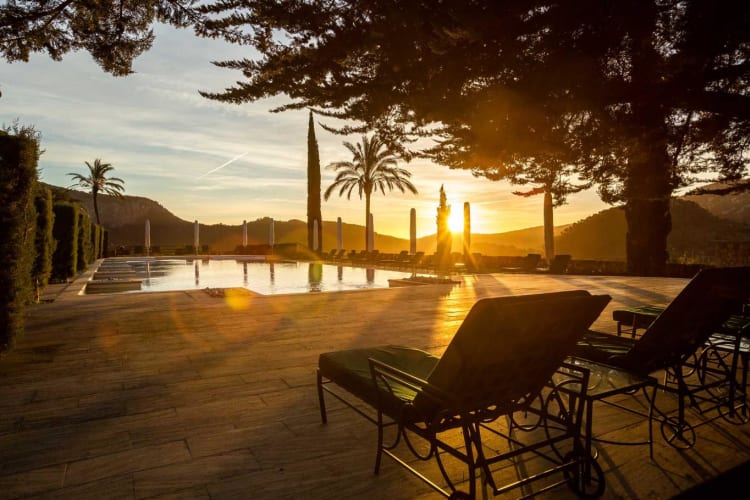 Pool Sunrise