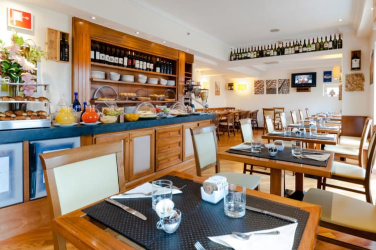 Breakfast-room