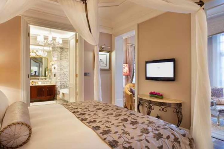 1-bed-waldorf-suite