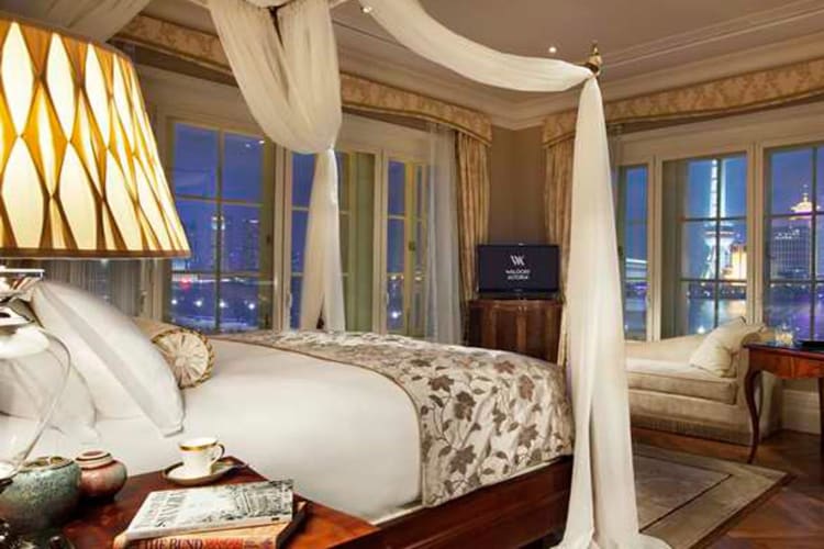 Deluxe-river-suite