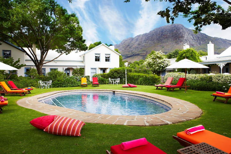 Auberge Courtyard