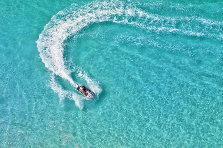 jet-ski