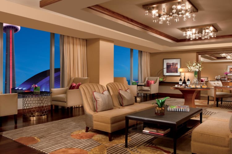 Club Lounge