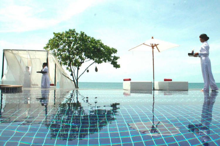 Poolside Service