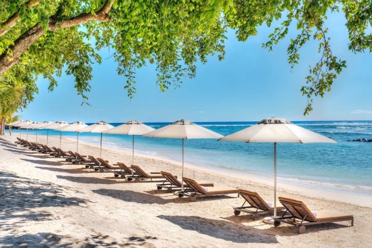 Beach & Sunbeds