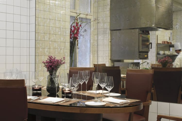 Dstrikt Steakhouse