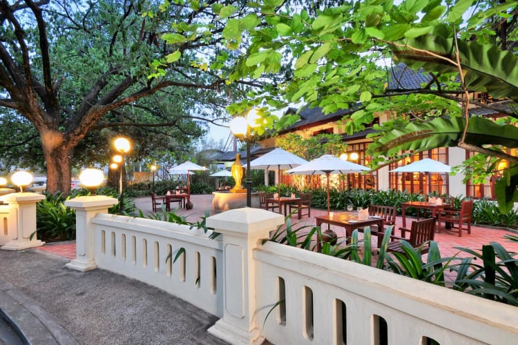 Side-Walk-Cafe