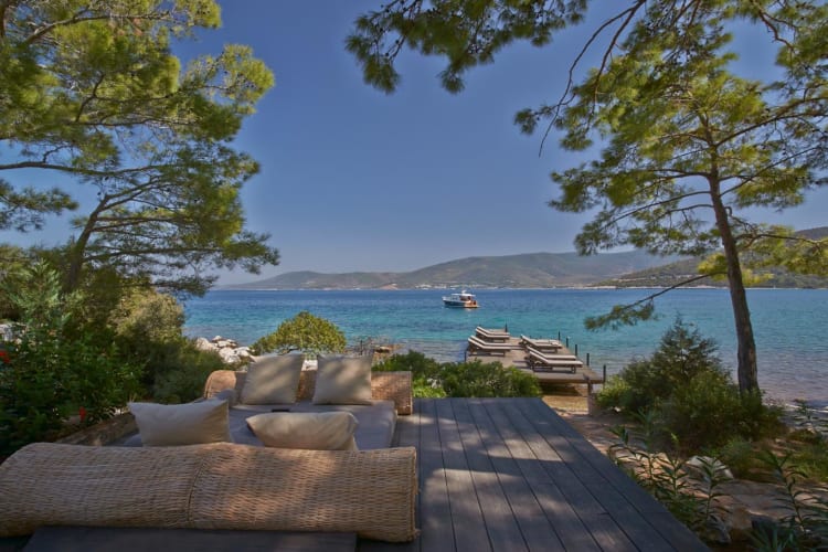 Beach-Club-Terrace