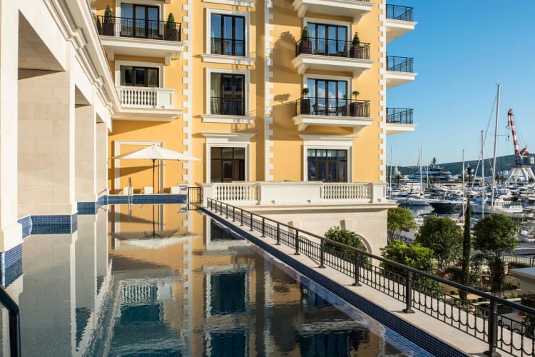 Outdoor Pool at Regent Spa
