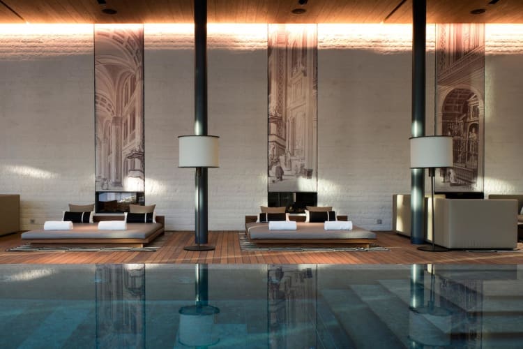 Indoor-Pool-Lounges