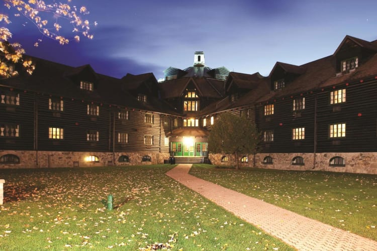 Fairmont Le Chateau Montebello