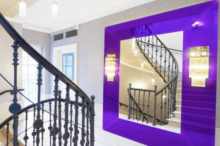 Opera-Wing-staircase