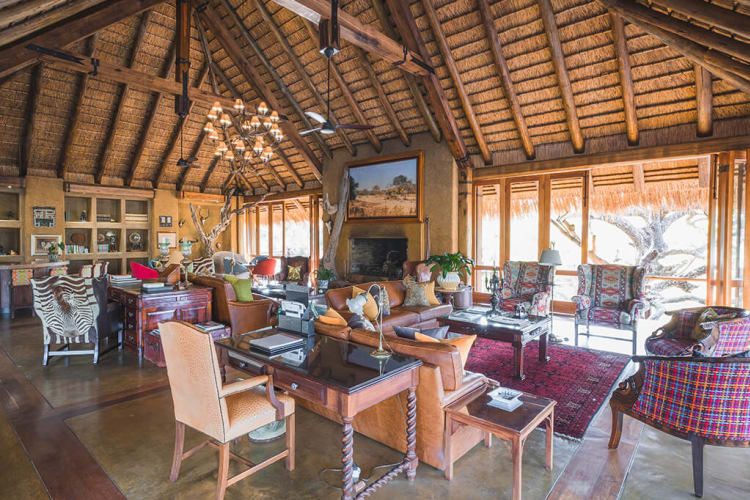Jabulani main lodge main lounge 2