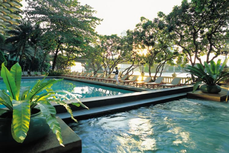 Swimming Pool Krungthep Wing
