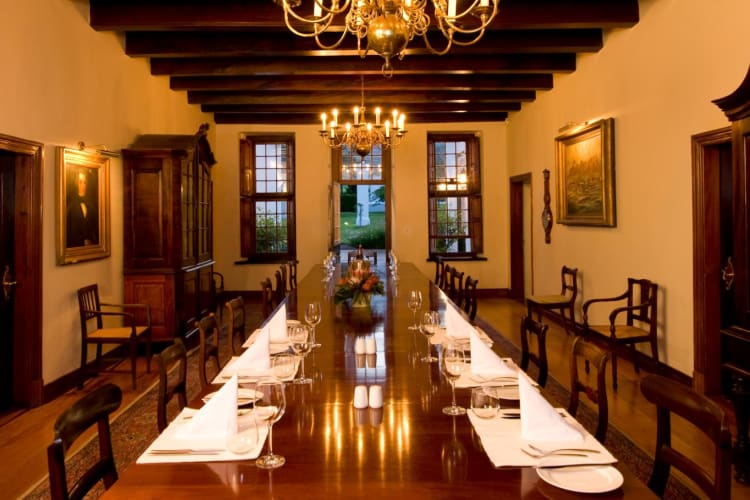 Manor-House-Dining-Room-nws