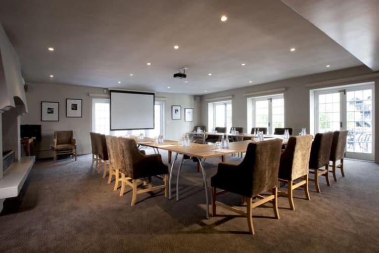 Meeting-Room-nws