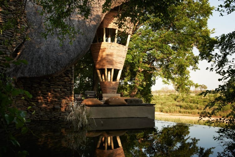 Singita-Boulders-Lodge-exterior-view