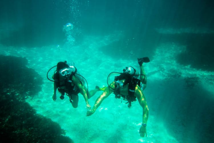 Diving Couple