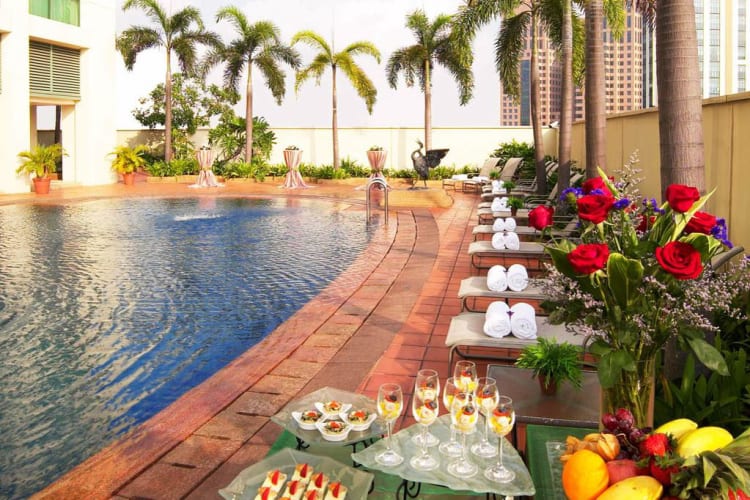 Swimming pool