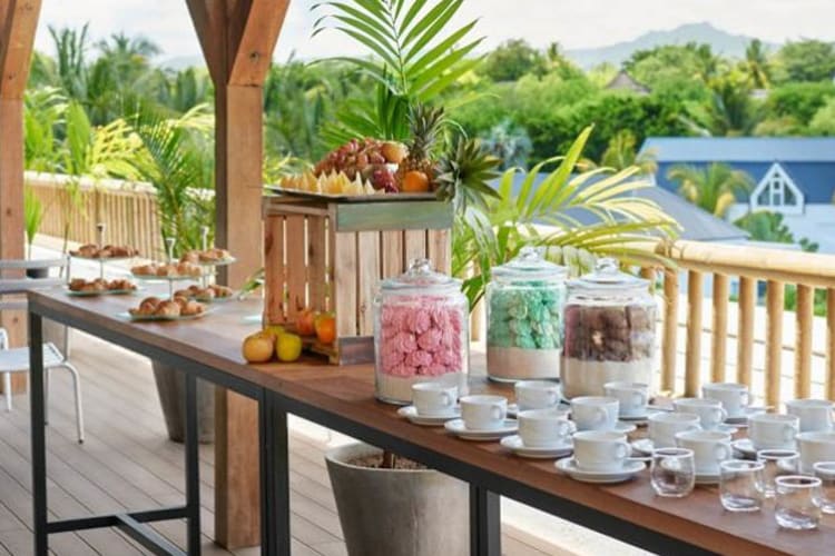 Sky Bar aftenoon tea