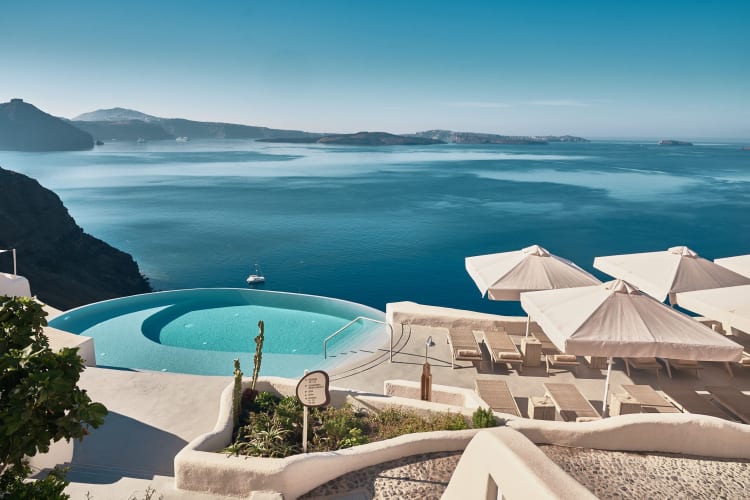 Infinity pool