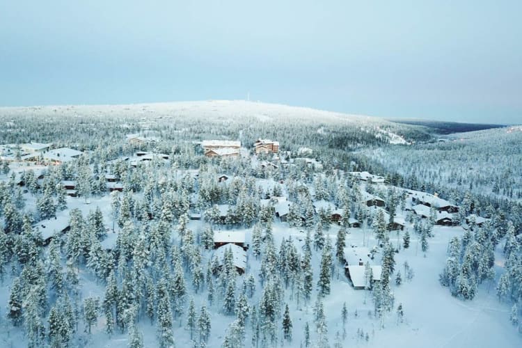 Snow accommodation