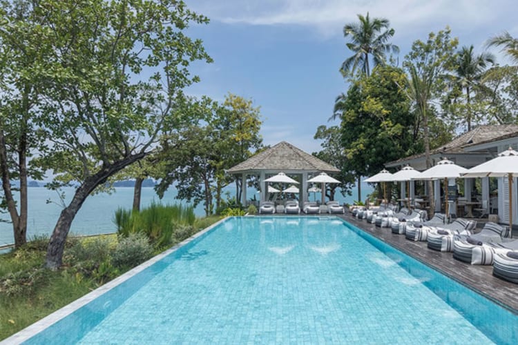 Infinity pool