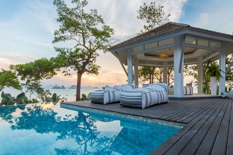 Infinity pool