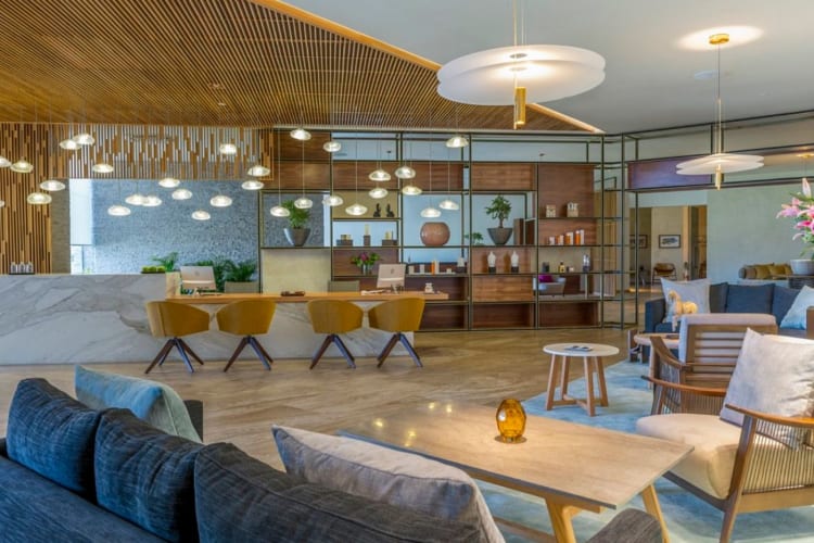 Spa lounge