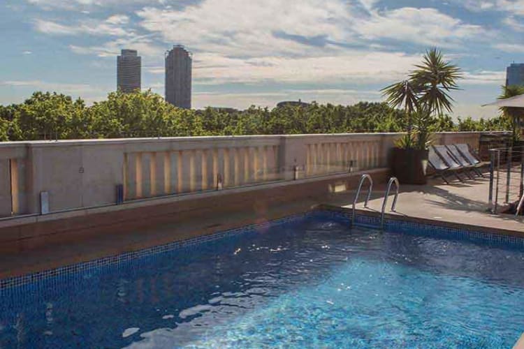 Swimming pool