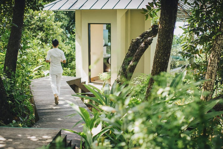 Spa walkway