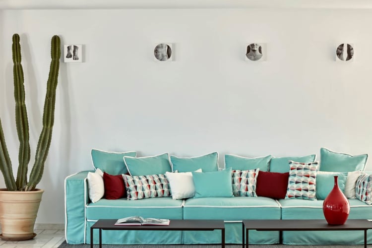 Kouros Hotel Suites Lobby
