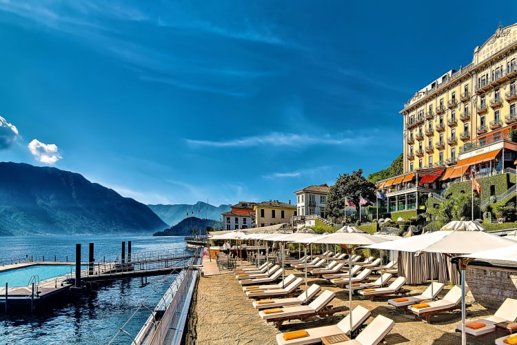 Exterior hotel lake and pool