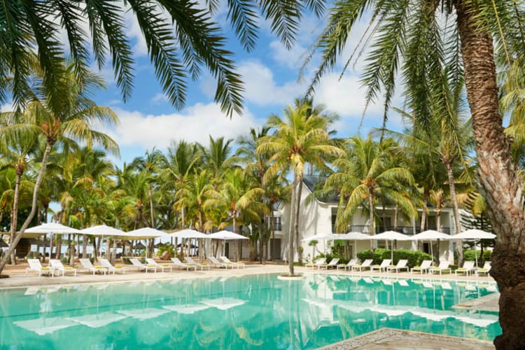 Pool and sunbeds