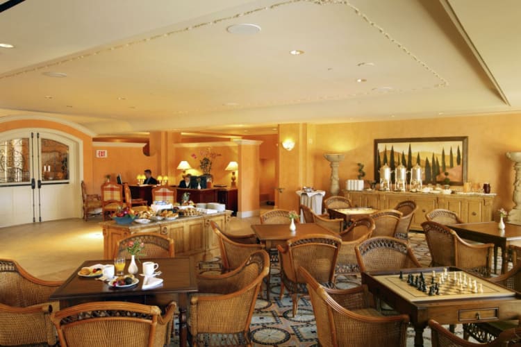 Club lounge