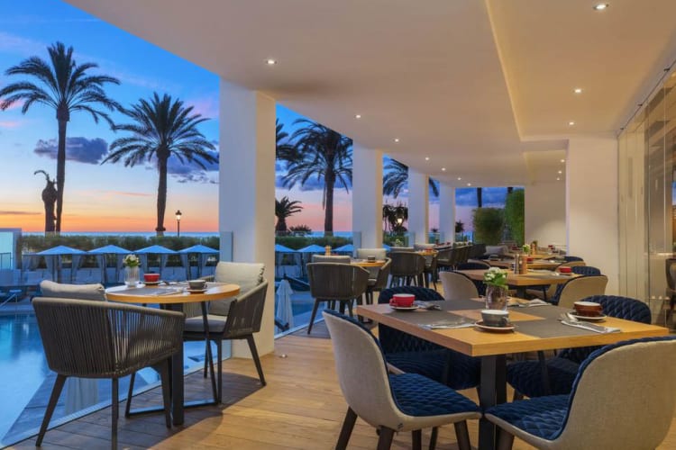 Restaurant 2