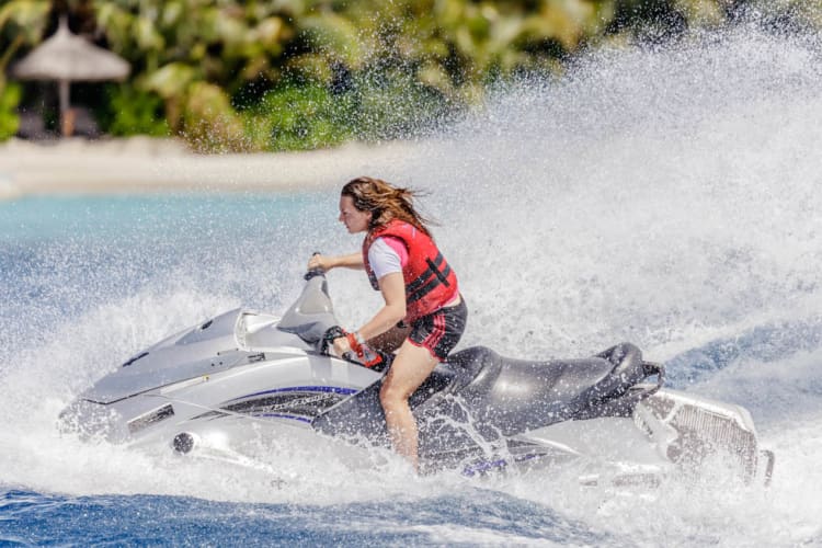 Jet ski