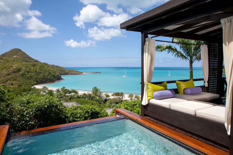 Suite Hillside Pool 2018 Signature