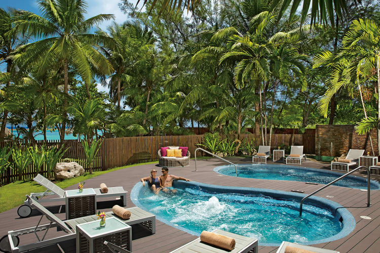 Spa Outdoor Jacuzzis