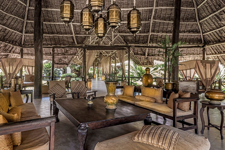 Breezes Beachfront Lounge