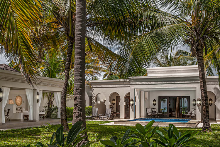 Royal Beach Villa