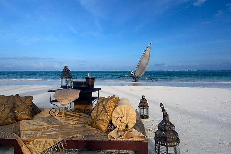 Sundowner on the beach