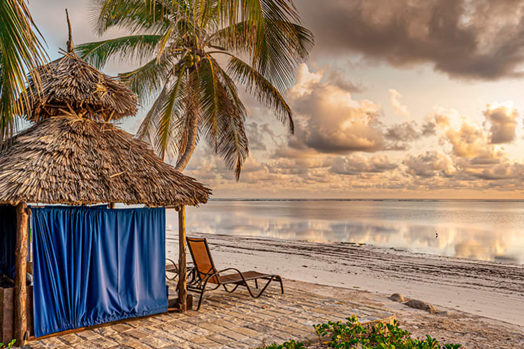 The Palms Beach Banda
