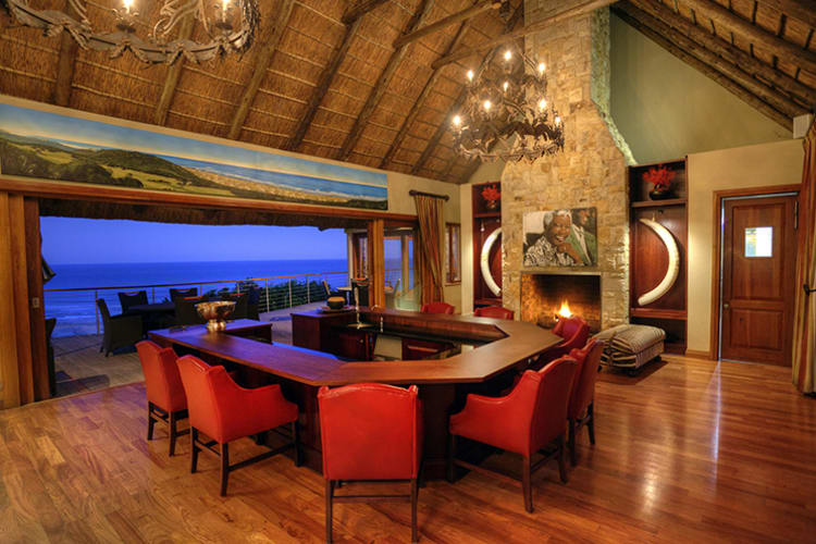 Oceana Beach & Wildlife Main Lodge Bar Area