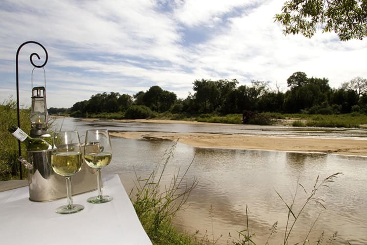 Dulini Lodge Wine & River