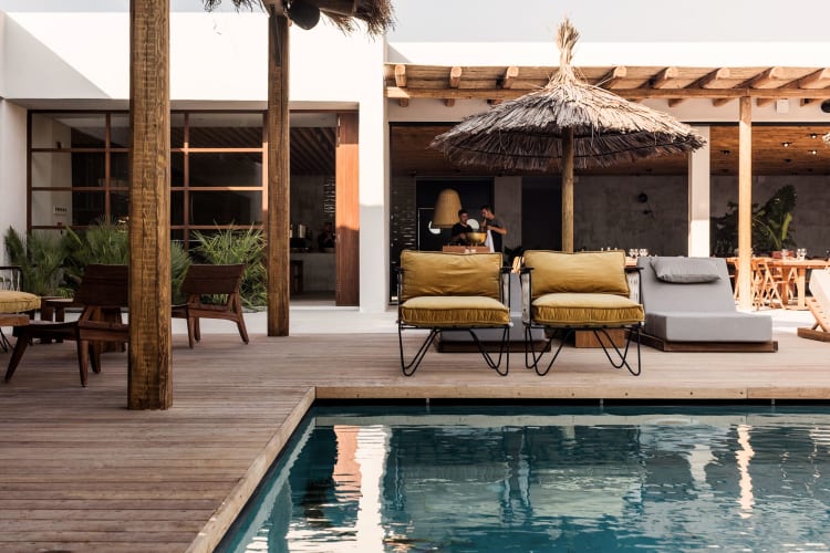 Pool and sunbeds