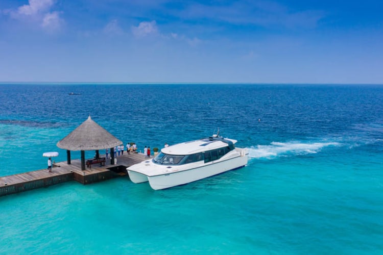 Ozen Reserve Bolifushi Speedboat transfer