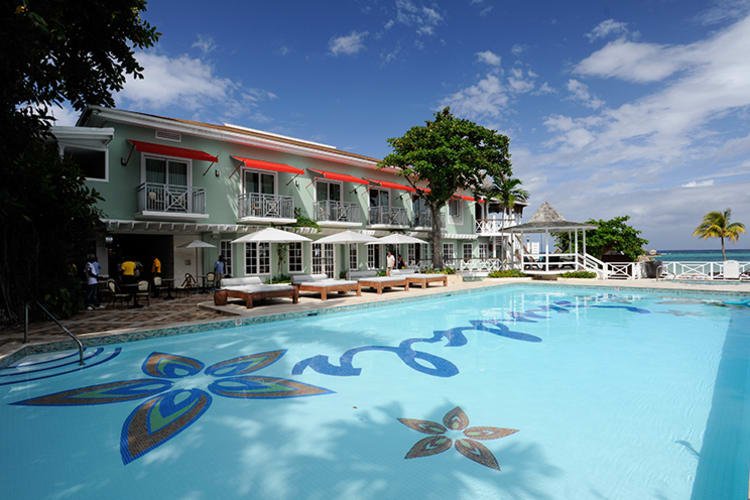 Sandals Montego Bay Large Pool