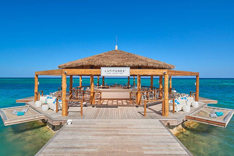 Sandals Montego Bay Latitudes Bar View